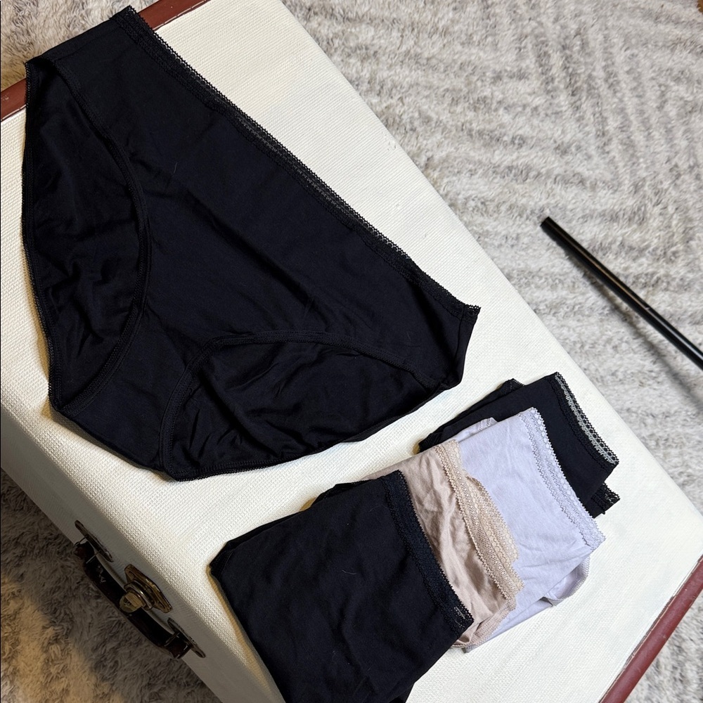 🍄Natori X5 Black, lilac,tan Underwear/Panties Set NWOT